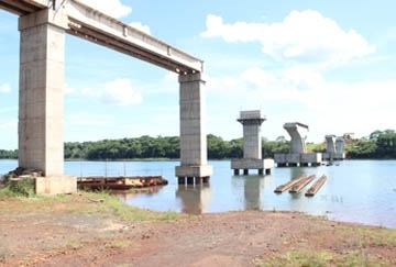 Galeria ponte-ferroviaria